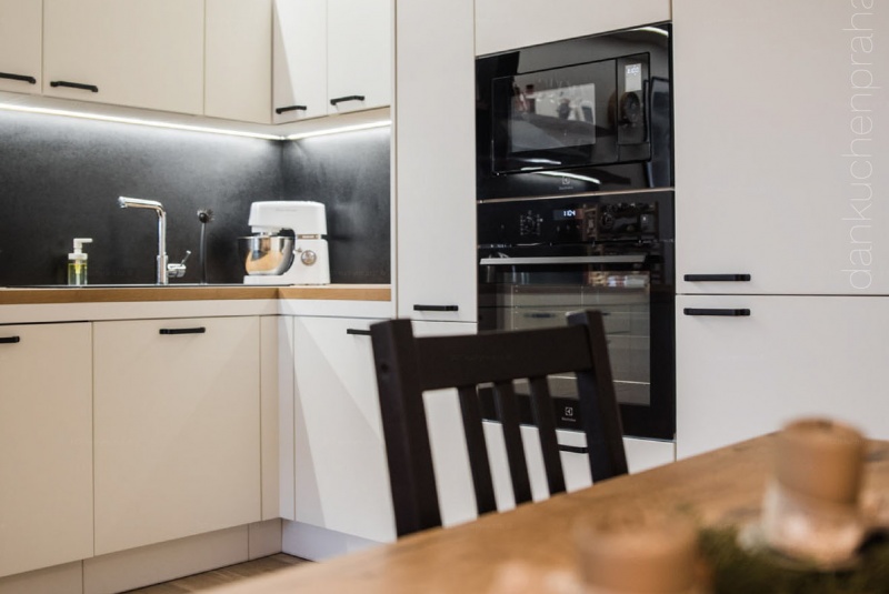 Reference / nový článok - foto Reference / nový článok - foto