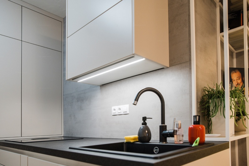 Reference / SILBERMOND: JASMÍN SUPER MATT - LAK, DESKA - SIRUS,4,4m - foto Reference / SILBERMOND: JASMÍN SUPER MATT - LAK, DESKA - SIRUS,4,4m - foto