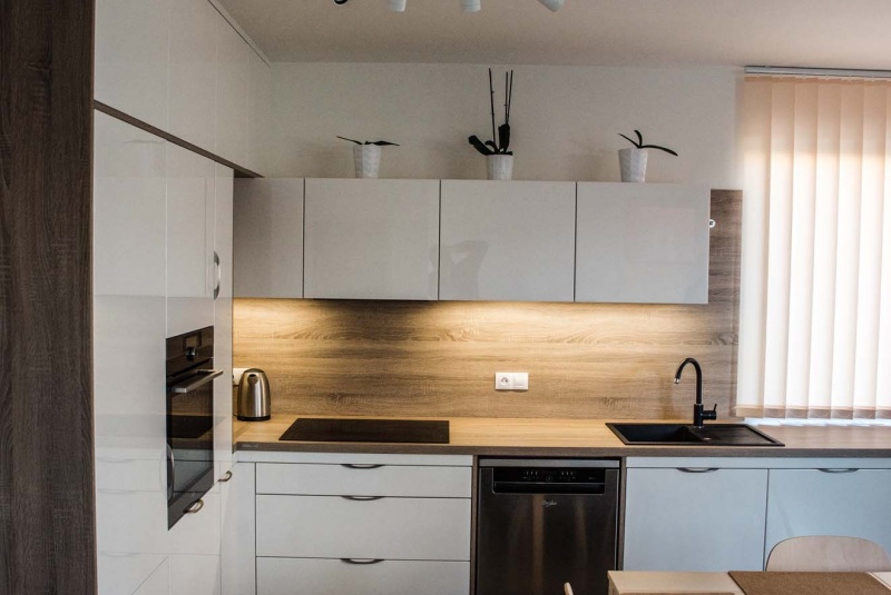 Reference / Realizace - bytový dům - foto Reference / Realizace - bytový dům - foto