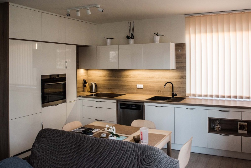 Reference / Realizace - bytový dům - foto Reference / Realizace - bytový dům - foto