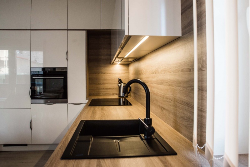 Reference / Realizace - bytový dům - foto Reference / Realizace - bytový dům - foto