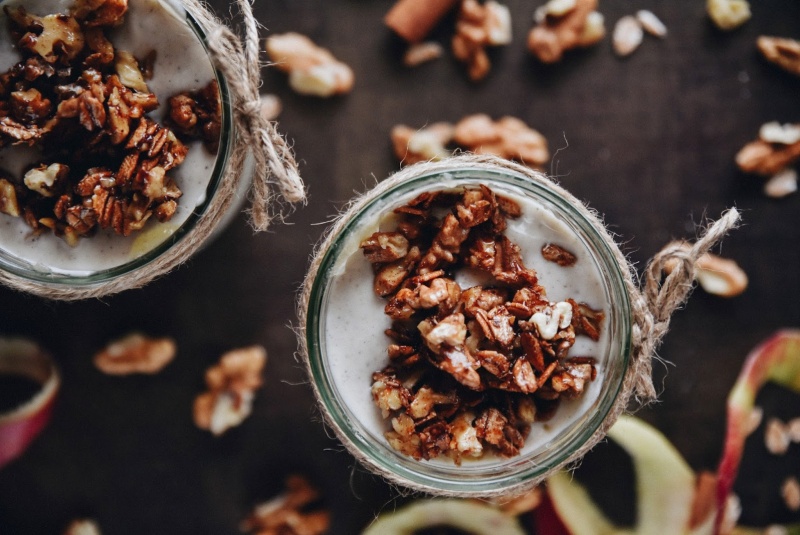 Recept / Senzační jablkovo – ořechový dezert s ovesnými vločkami - foto