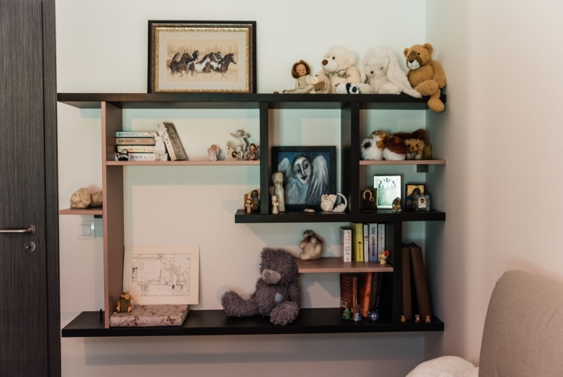 Reference / SILBERMOND: DAKARGELB MAT - LAK, DESKA - BURGUESA EICHE, 6m - foto Reference / SILBERMOND: DAKARGELB MAT - LAK, DESKA - BURGUESA EICHE, 6m - foto