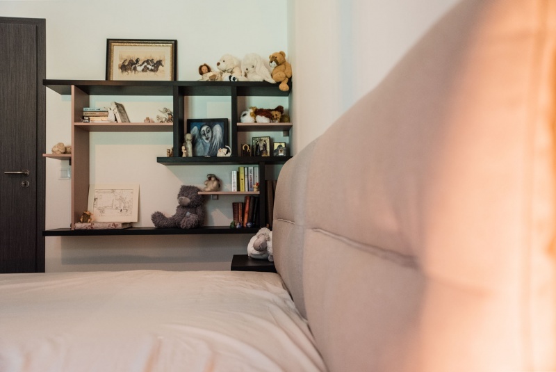 Reference / SILBERMOND: DAKARGELB MAT - LAK, DESKA - BURGUESA EICHE, 6m - foto Reference / SILBERMOND: DAKARGELB MAT - LAK, DESKA - BURGUESA EICHE, 6m - foto