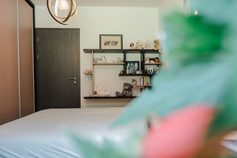 Reference / SILBERMOND: DAKARGELB MAT - LAK, DESKA - BURGUESA EICHE, 6m - foto Reference / SILBERMOND: DAKARGELB MAT - LAK, DESKA - BURGUESA EICHE, 6m - foto